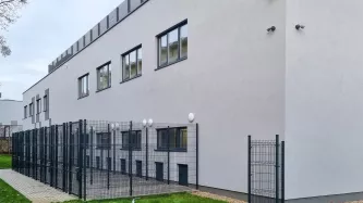 06Uniwersytet-Przyrodniczy-w-Poznaniu-Modulowy-Centrum-Dobrostanu-i-Zdrowia-Zwierzat-wyglad-zewn-scaled