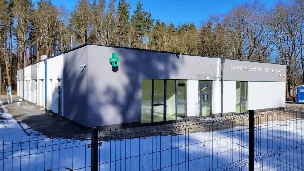 Budowa Gminnego Centrum Zdrowia i Rehabilitacji Pocovidowej w Damnicy