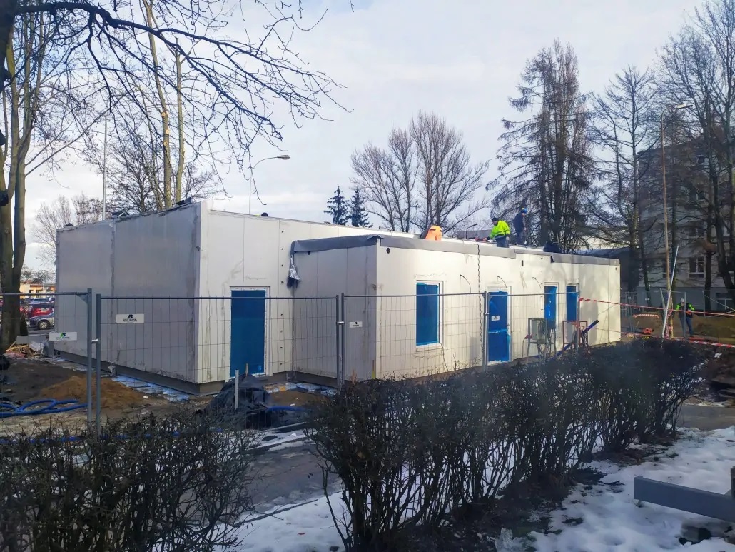 Modułowy budynek do pretriażu przy Zielonogórskim Szpitalu Uniwersyteckim