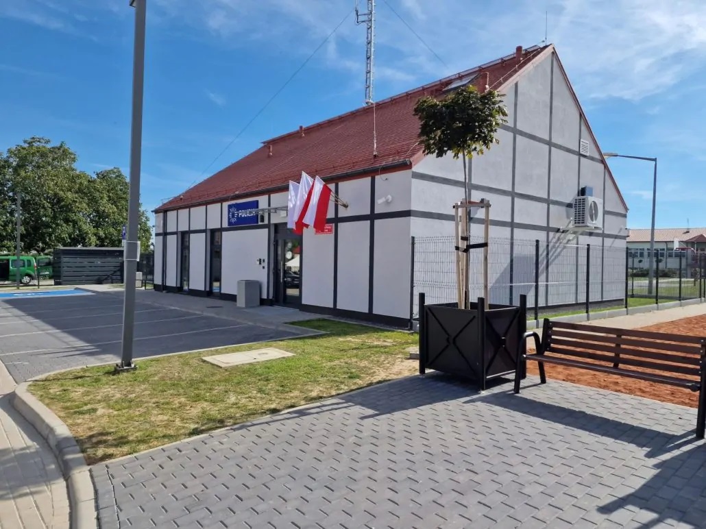 Posterunek Policji w Męcince